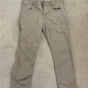 Patagonia Men’s Twill Traveler 5-Pocket Seabird Grey 38 x 32 Pants